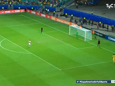 El penal de Flores que le dio la clasificación a Perú frente a Uruguay