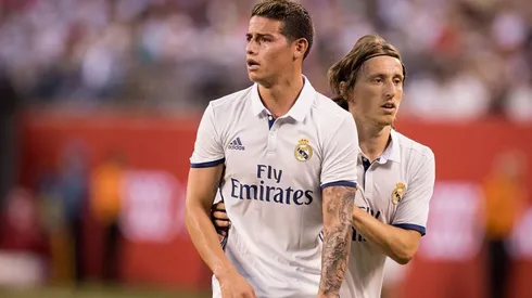 James Rodríguez y Luka Modric juntos en el Real Madrid.