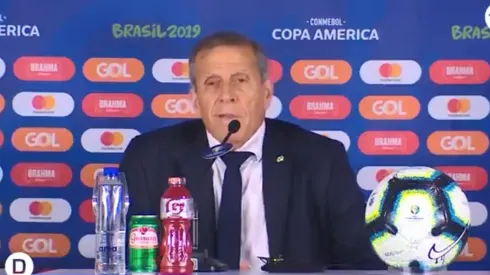 No le gustó nada: el picante cruce de Tabárez con un periodista tras la eliminación de Uruguay