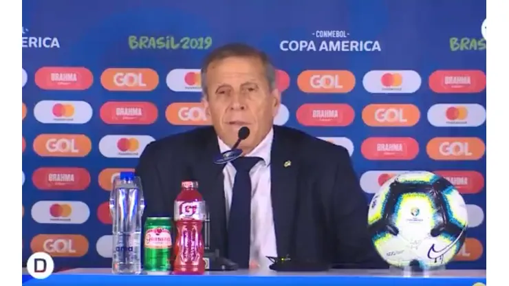 No le gustó nada: el picante cruce de Tabárez con un periodista tras la eliminación de Uruguay