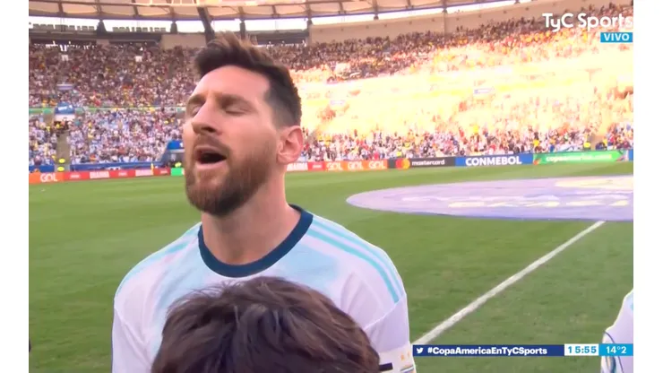 Video: Messi cantó el himno argentino por primera vez en su vida