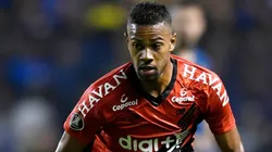 Atlético Madrid oficializó la contratación de una de las joyas de Parananese