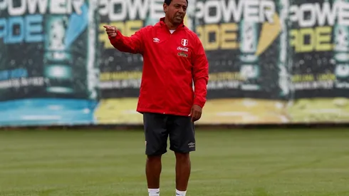 Nolberto Solano dirigirá a los menores en los Panemericanos.