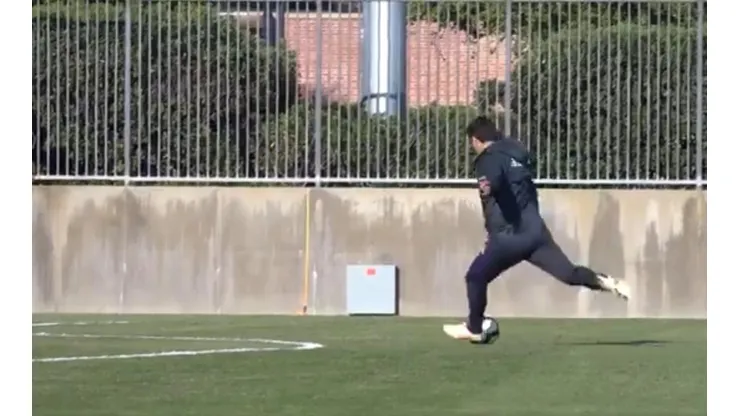 Mirá esa pegada: la cuenta oficial de River subió un video de Gallardo entrenando a sus arqueros