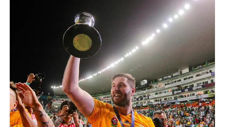 Boca iría a la carga por Gignac.