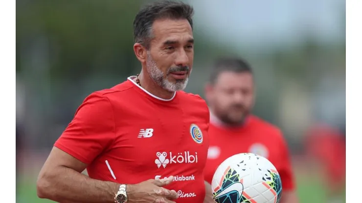 Antes de enfrentar a México, Matosas hizo una curiosa referencia a Barcelona y Real Madrid