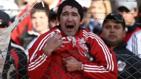 Diario Olé encontró al hincha de River protagonista de una de las fotos más famosas del descenso
