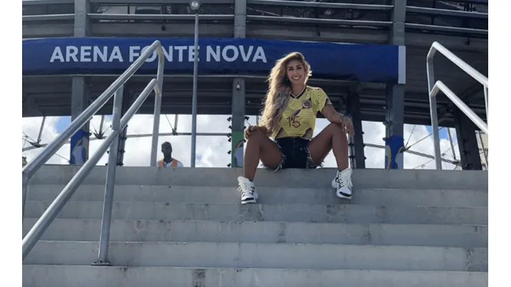 Fuegos: Cindy Álvarez le dio una recarga a Mateus Uribe en plena Copa América