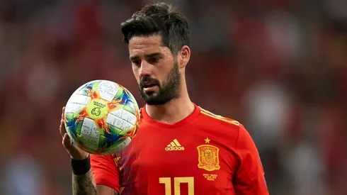 Isco jugando para el seleccionado español.