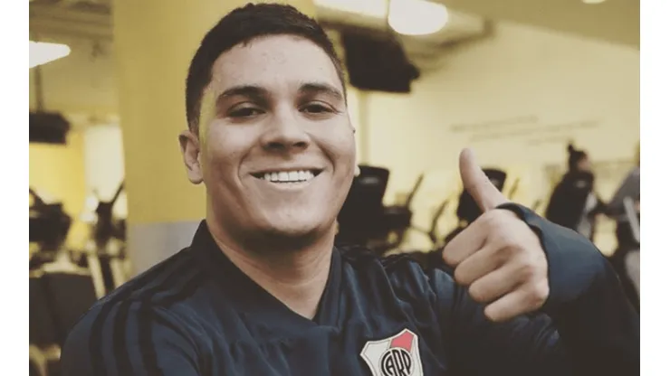 Con todo y sonrisa: Juanfer Quintero prepara su vuelta en River