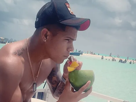 Las vacaciones de Cucho Hernández en Modo Cristiano Ronaldo