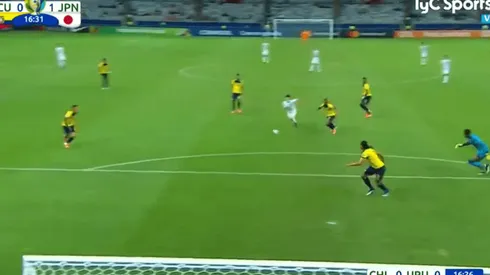 Ecuador volvió a hacer todo mal en defensa y Nakajima adelantó a Japón