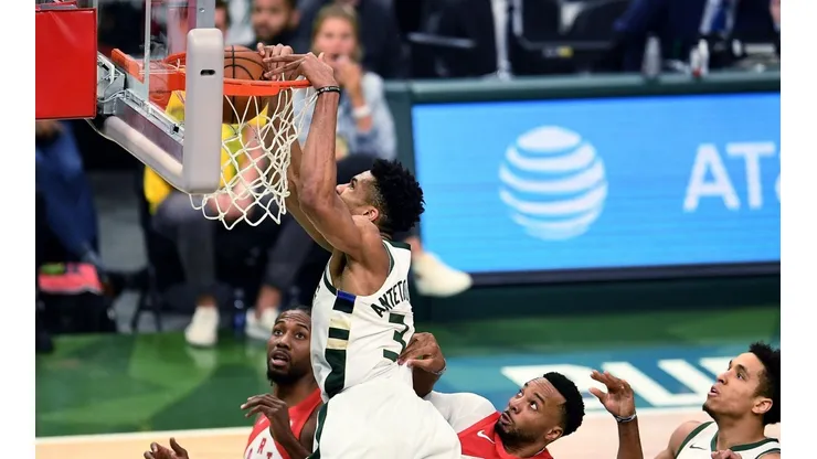OFICIAL: Giannis Antetokounmpo es elegido como el MVP de la NBA