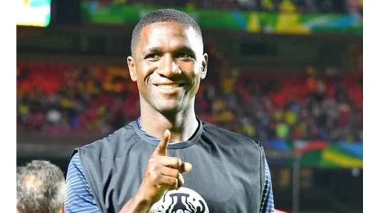 Tras despedirse del Milan, desde Brasil, Zapata habló por primera vez como jugador del Genoa