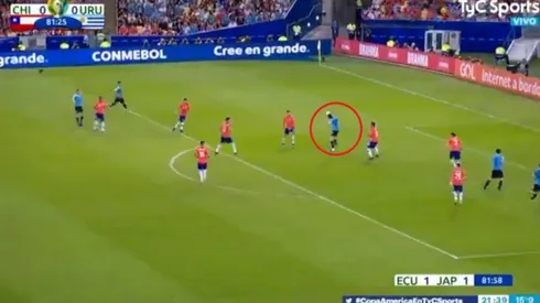 El cabezazo de Edinson Cavani.