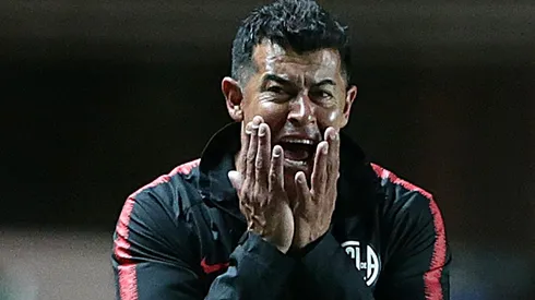 Luego de irse de San Lorenzo, Jorge Almirón se fue a dirigir a Asia