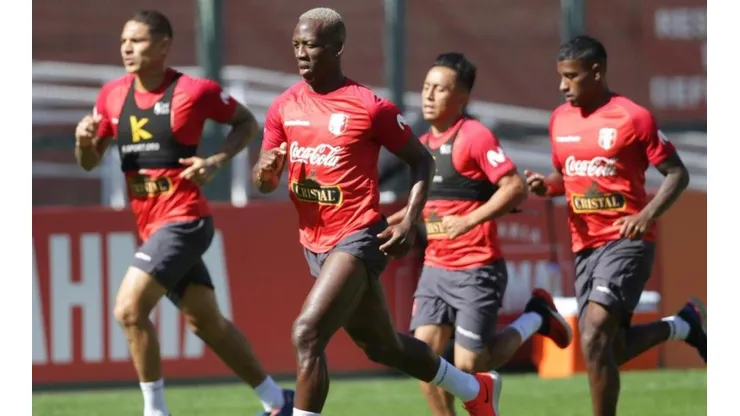 Con la clasificación asegurada la Bicolor regresó a los entrenamientos