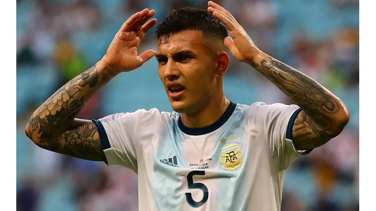 Paredes, con un golpe en su rodilla.