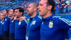 Scaloni lo siente de verdad: no cantó el himno, lo gritó con los ojos cerrados