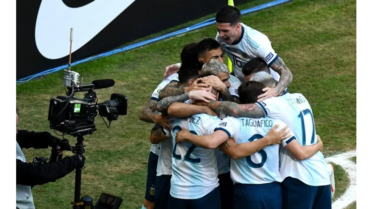 Argentina se metió en cuartos de final de la Copa América.