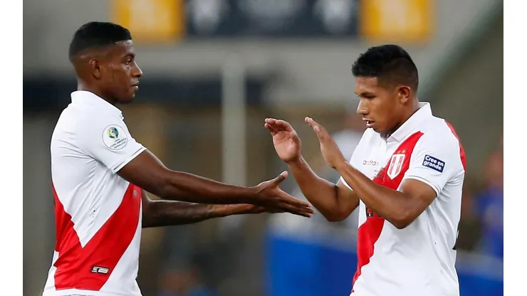 Flores ha ingresado en los 3 partidos de Perú en Brasil 2019.