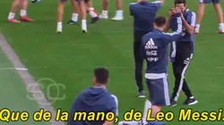 Messi, ovacionado en el Beira - Río.
