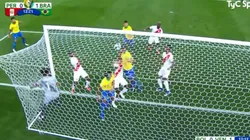Qué pasó ahí: el balón no quería entrar hasta que apareció Casemiro para el 1-0