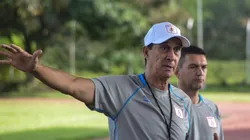 "Yo digo las posiciones que necesitamos, no nombres de jugadores": Guimarães