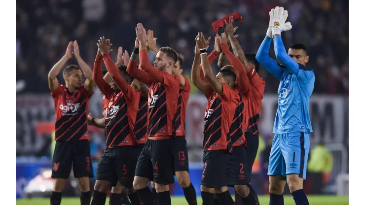 Athletico Paranaense quiere reforzarse con Barboza.