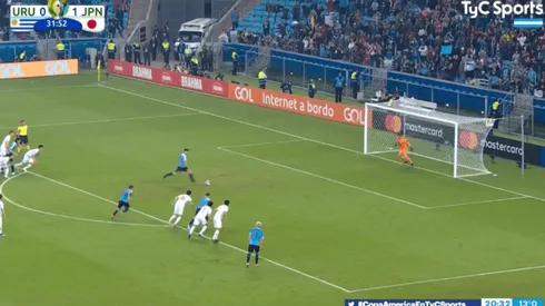 Apareció el VAR, cobró penal y Luis Suárez lo pateó con mucha clase