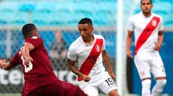 El mediocampista suele juntarse con Trauco y Flores por la banda izquierda.