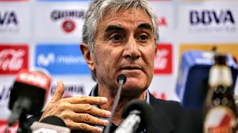 Oblitas comenzó su proceso como director deportivo junto a Gareca