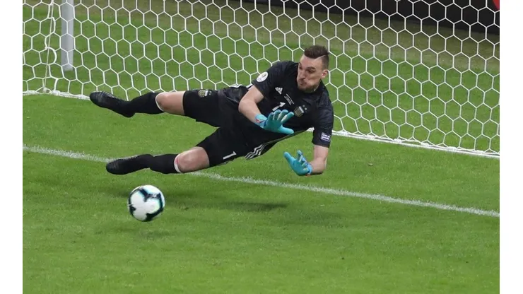 Este es de los nuestros: River sacó chapa tras el penal atajado por Franco Armani