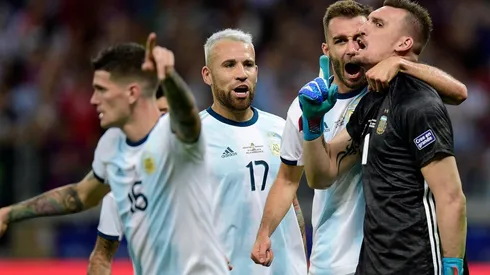 Foto de Franco Armani y su penal atajado.