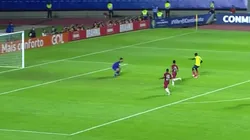 Duván estuvo al borde del doblete, pero se comió el gol más fácil de su vida