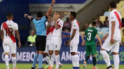 Roddy Zambrano arbitró el Bolivia - Perú