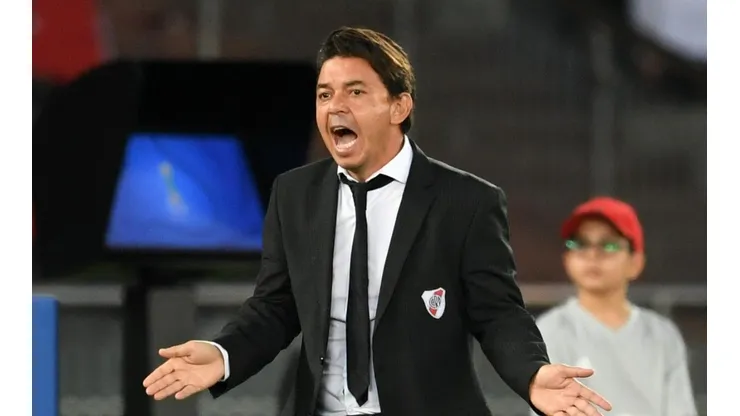 Lo sigue a Mayada: otro jugador de River también pasó a despedirse de sus compañeros