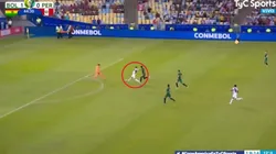 Enorme definición de Paolo Guerrero.