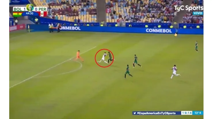 Enorme definición de Paolo Guerrero.