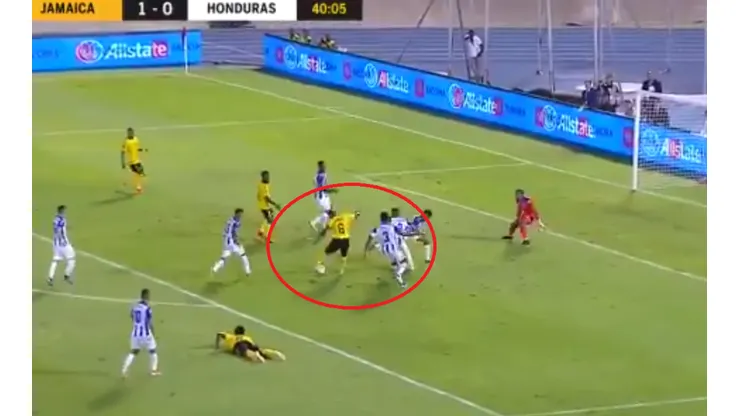 A puro tiki-taka: Jamaica tocó como el Barcelona y le marcó el 2-0 a Honduras
