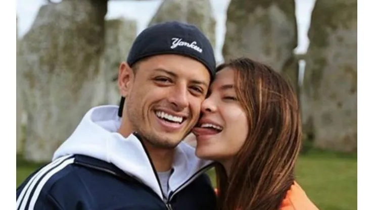 Desde todo el mundo saludaron a Chicharito por el nacimiento de su hijo