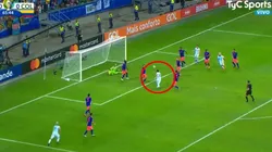 Foto del tanto que se comió Messi.