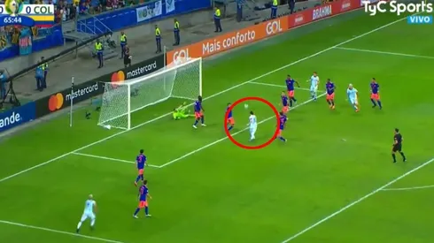 Foto del tanto que se comió Messi.