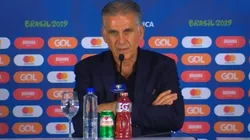 Scaloni se quejó de la cancha y Queiroz le respondió: "¿Qué vamos hacer ahora? ¿Llorar?"