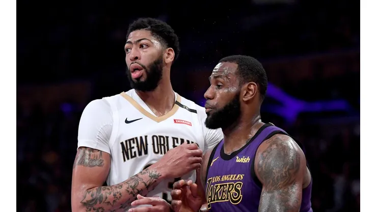 OFICIAL: los Lakers cambian a medio equipo por Anthony Davis y LeBron se frota las manos