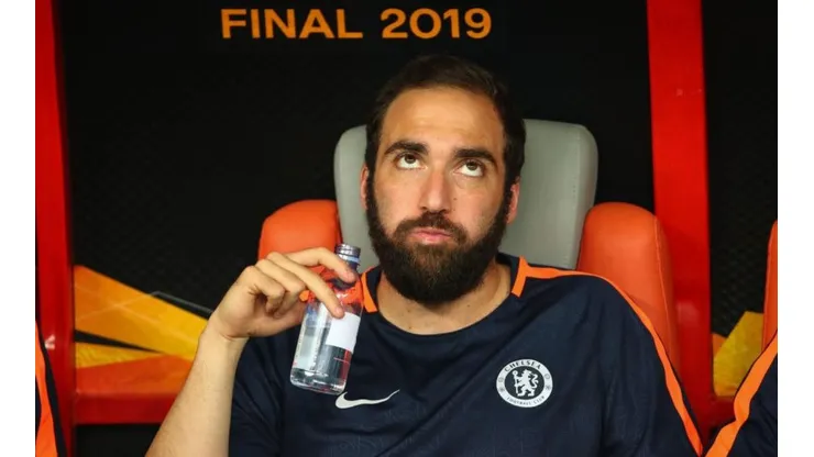 Higuaín cerró su cuenta de Instagram y nadie entendió la foto que usó