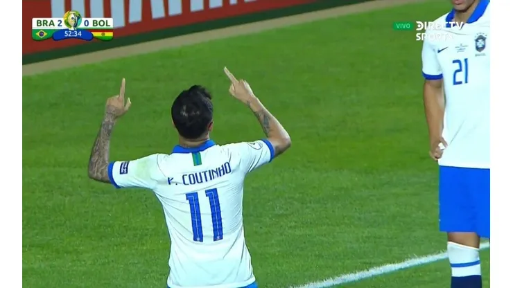 No está en modo Barcelona: Coutinho metió de cabeza su segundo gol en tres minutos
