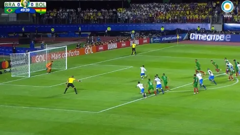 El penal marcado por Coutinho.