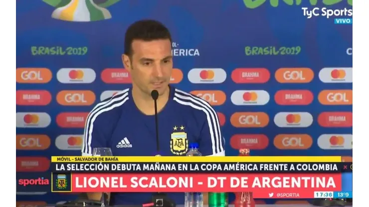 Lionel Scaloni en conferencia de prensa.