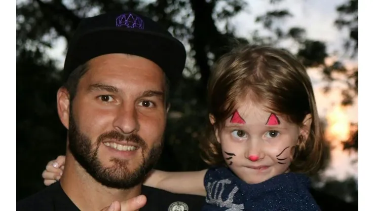 Gignac se despidió de manera emotiva de una pequeña que perdió la vida por un tumor cerebral